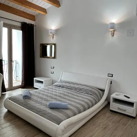 L'angelo Bianco Lägenhet *